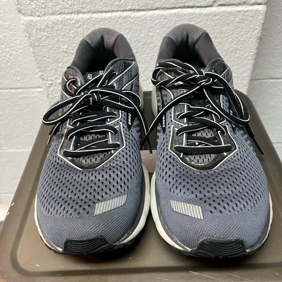 Brooks Dark Gray Running Shoes main image 8